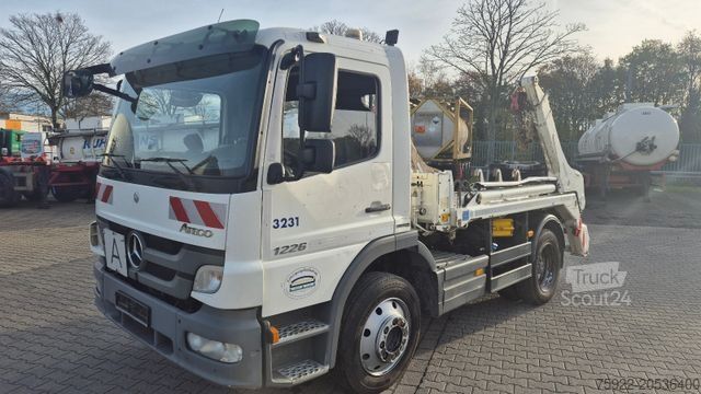 Sonstige MERCEDES-BENZ 1226 Atego Meiller 1. Hd Kommunal