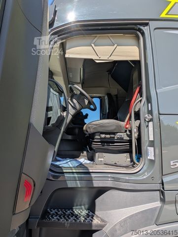 Standard SZM VOLVO FH540 6X2/4, Voll- Luft, MIETEN?