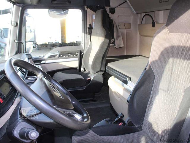 Volumen SZM MAN TGX 18.500, LOWDECK, NAVIGATION, RETARDER,EURO 6