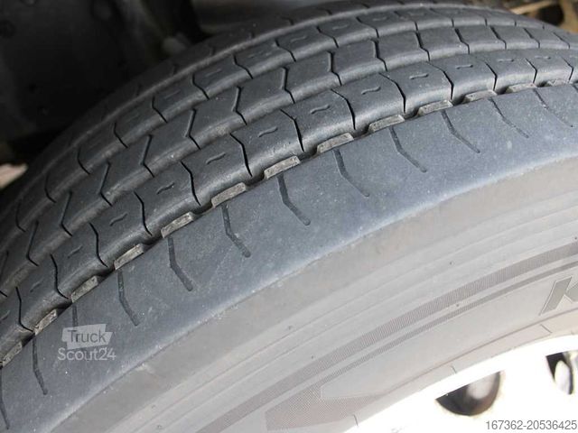 Volumen SZM MAN TGX 18.500, LOWDECK, NAVIGATION, RETARDER,EURO 6