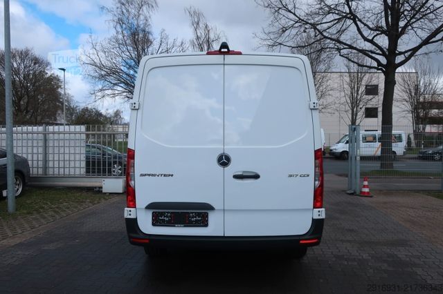 Ван с висока покривка MERCEDES-BENZ Nr.300 Sprinter 317CDI 1.Hand / Klima / Autom.