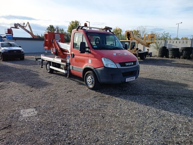Dostavno vozilo s kesonom Iveco Daily Multitel MX170 - 17m - 200 kg