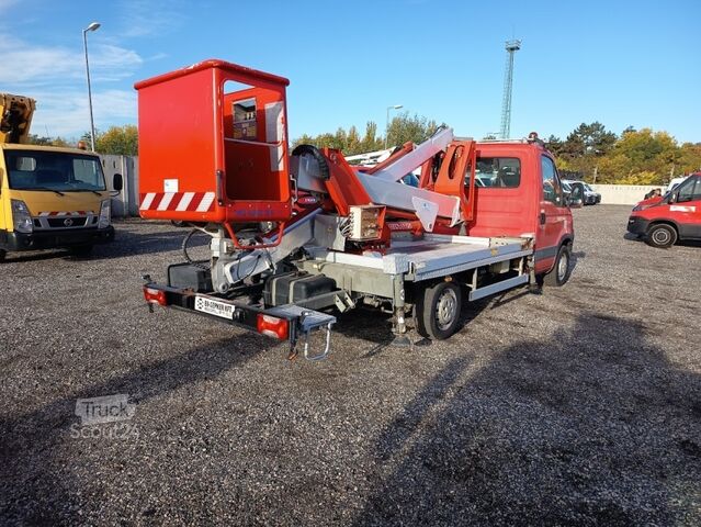 Dostavno vozilo s kesonom Iveco Daily Multitel MX170 - 17m - 200 kg