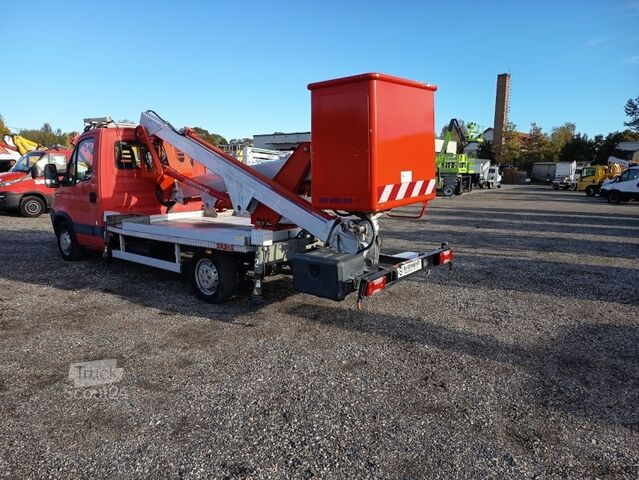 Dostavno vozilo s kesonom Iveco Daily Multitel MX170 - 17m - 200 kg