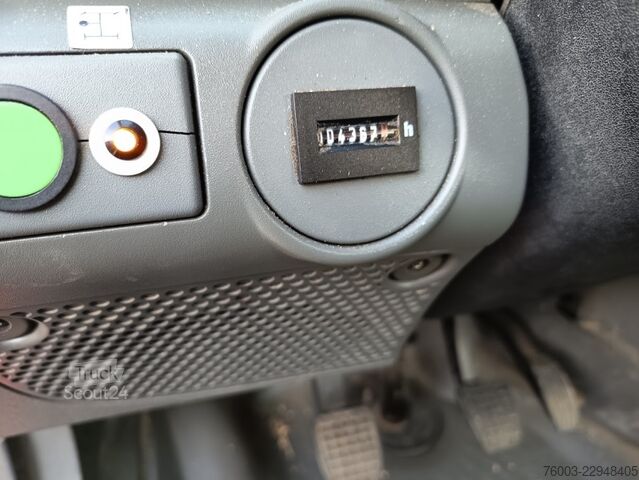 Dostavno vozilo s kesonom Iveco Daily Multitel MX170 - 17m - 200 kg
