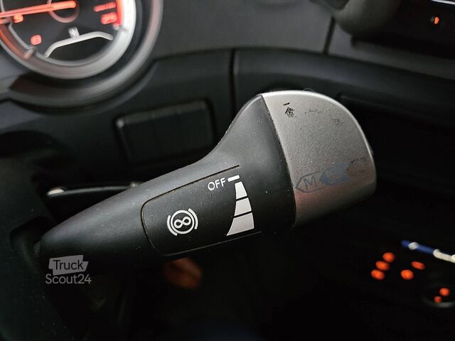 Standard-SZM DAF XF 480 SPACECAB LED INTARD.