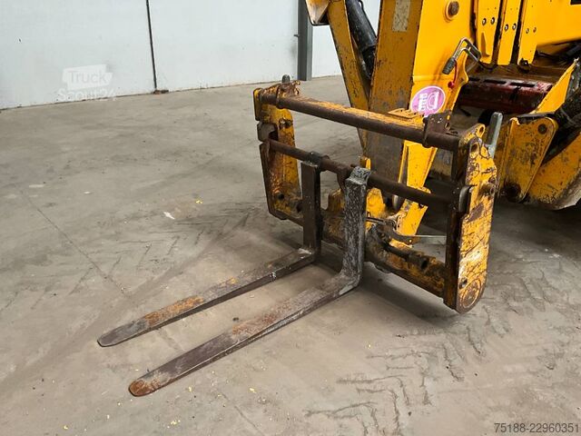 Teleskopik yükleyici JCB 540-170