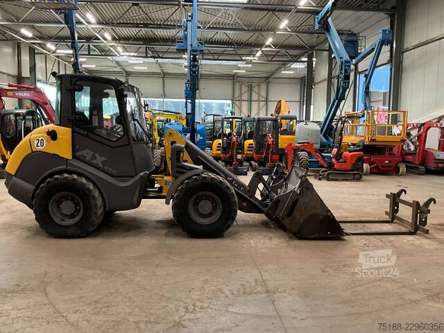 Nakladalnik Mecalac AX 850