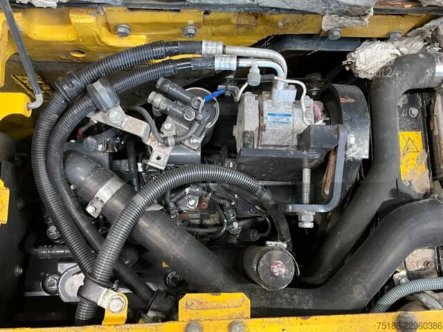 Mobiele graafmachine Komatsu PW 118 MR-8