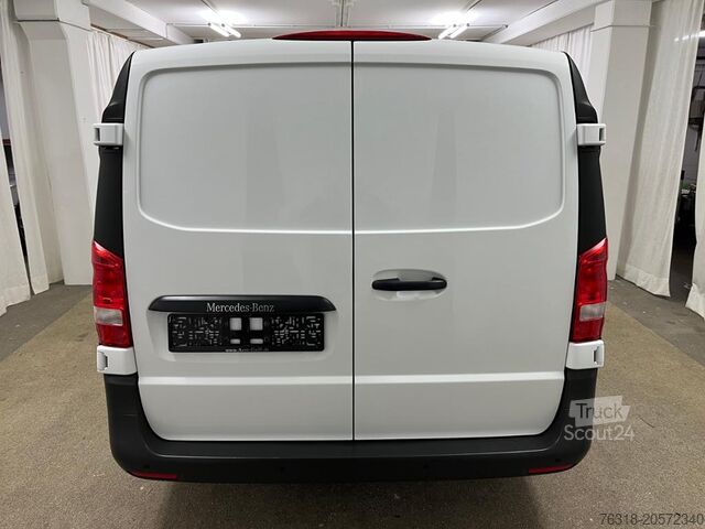 Панелен ван Mercedes-Benz Vito 114 CDI Kasten Lang Sortimo Werkstatt 3Sitz