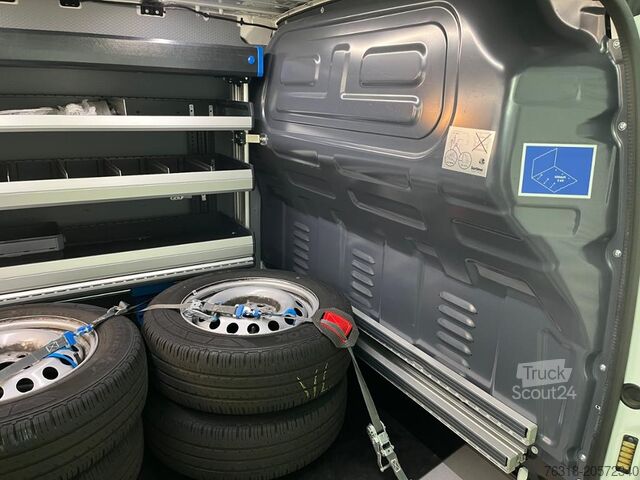 Панелен ван Mercedes-Benz Vito 114 CDI Kasten Lang Sortimo Werkstatt 3Sitz