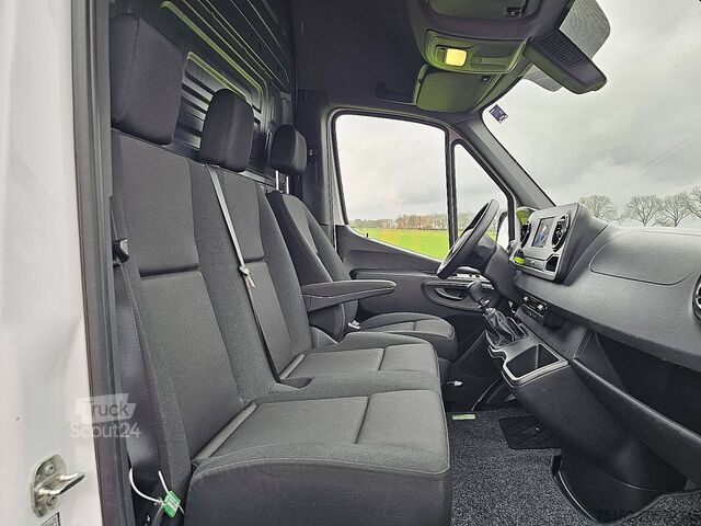 Στέισον βάγκον με ψηλή οροφή MERCEDES-BENZ SPRINTER 315 L3H2 Mbux Airco Eur6