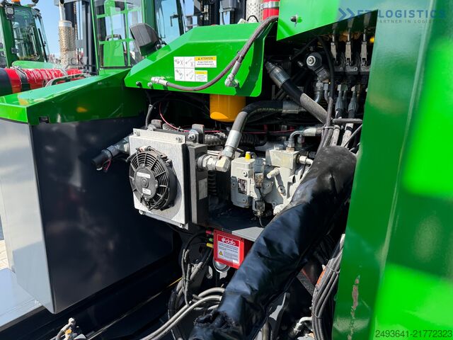 Stivuitor cu patru direcții Combilift C5000E / TRIPLEX 8300MM WIDE POSITIONER