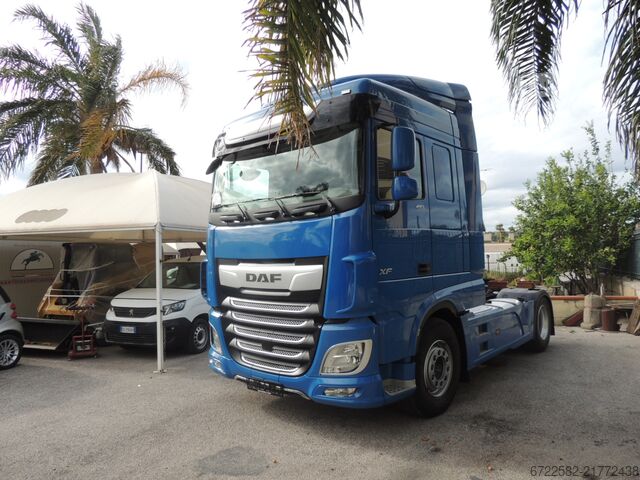 Standarta vilcējs DAF XF 4X2 480