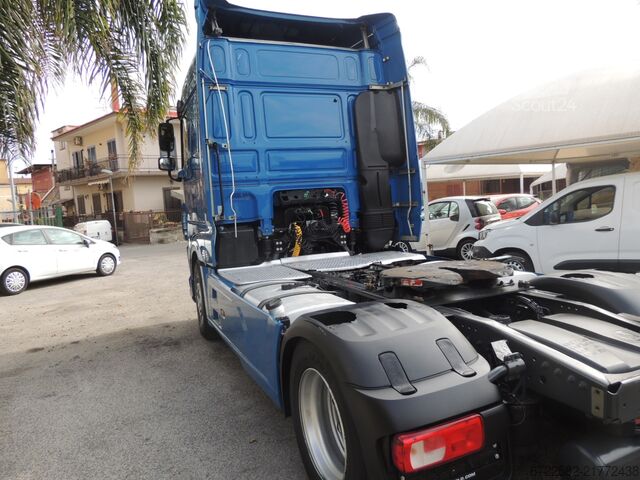 Standarta vilcējs DAF XF 4X2 480