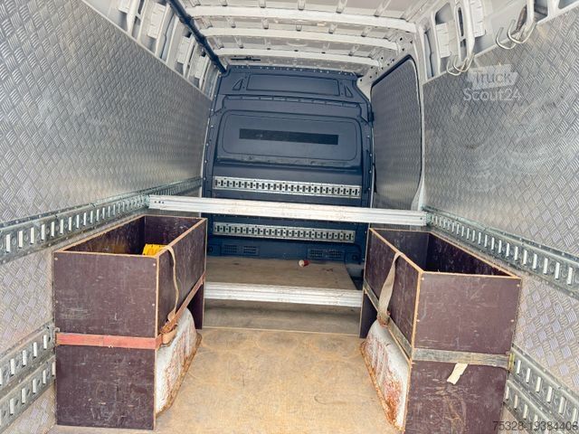 Højt tag varevogn MERCEDES-BENZ Sprinter 516 H3/L2 Kamera ADR top Ausstattung