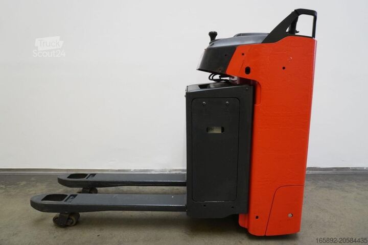 Stāvo paletnieks Linde T 20 S 1154-01