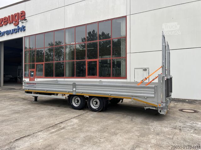 Lågbyggd trailer Möslein TTT 11- 7,28  Neuer Tandemtieflader, 7,28 m Ladefläche