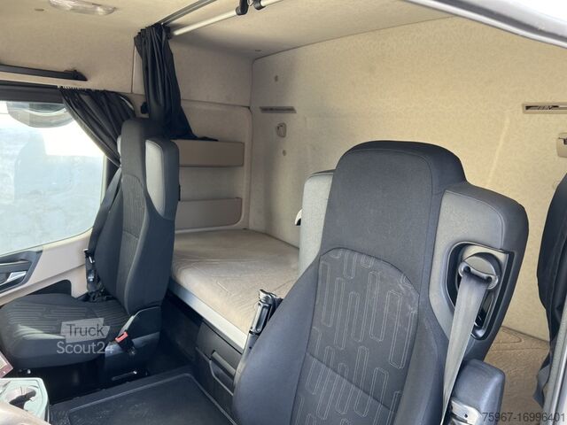 Autobasculantă cu trei laturi Mercedes-Benz Actros 2545