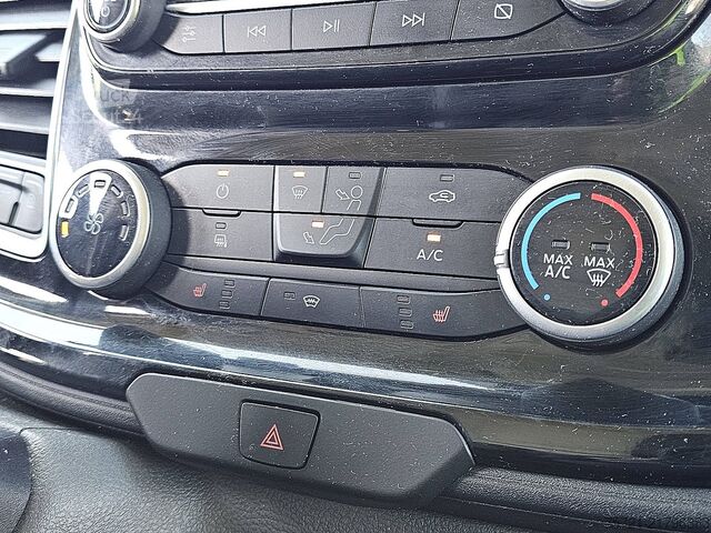 Комби с висок покрив FORD TRANSIT CUSTOM ac automaat EURO6