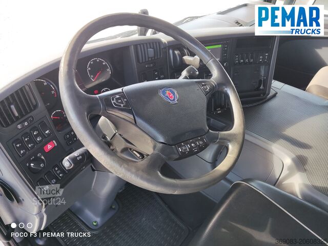 Box body SCANIA P 450 6X2 CAJA CERRADA