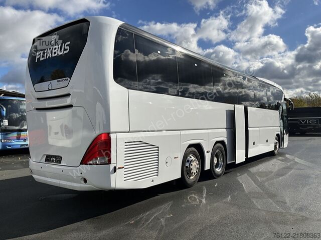 Reisebus Neoplan Tourliner L