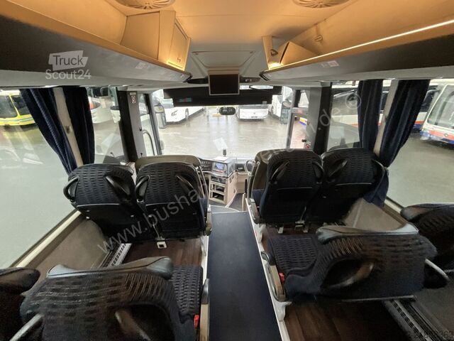Autokar Neoplan Tourliner L