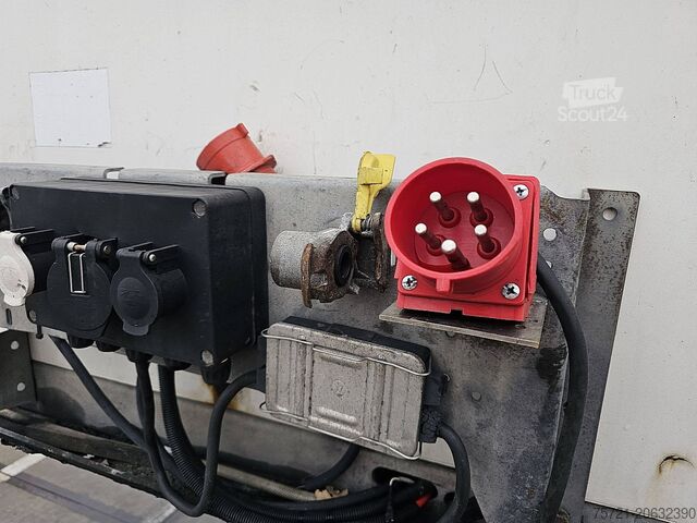 Gesloten bak VAN ECK U T-2 I