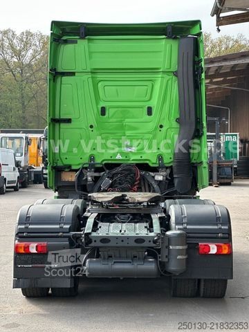 Těžkotonážní nákladní vůz MERCEDES-BENZ Actros 2548  6x2 BLS Retarder Liftachse ACC LDW