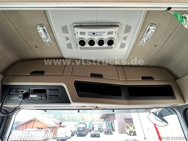 Těžkotonážní nákladní vůz MERCEDES-BENZ Actros 2548  6x2 BLS Retarder Liftachse ACC LDW
