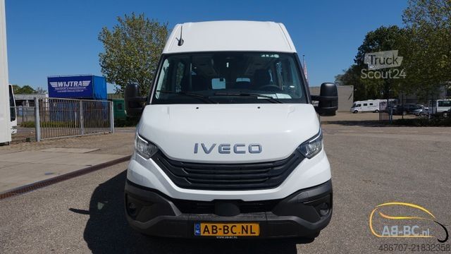 Turistbus IVECO NEU Daily 65C18 24 Sitze