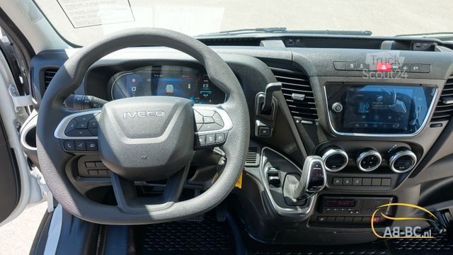 Turistbus IVECO NEU Daily 65C18 24 Sitze
