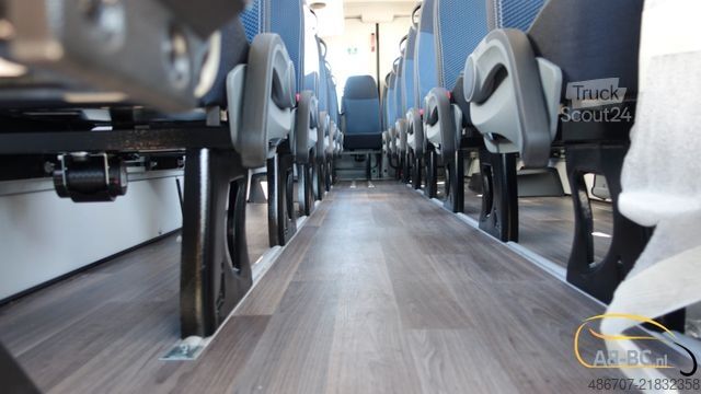 Turistbus IVECO NEU Daily 65C18 24 Sitze