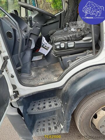 Glidende presenning Iveco EuroCargo 120e25 Euro 5 - ENGINE DAMAGE -