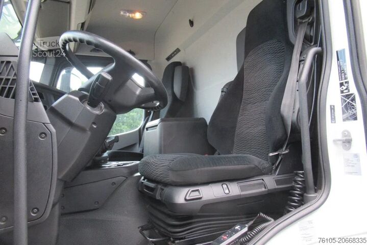 Valise Mercedes-Benz Actros 1832 1832 LL 4x2