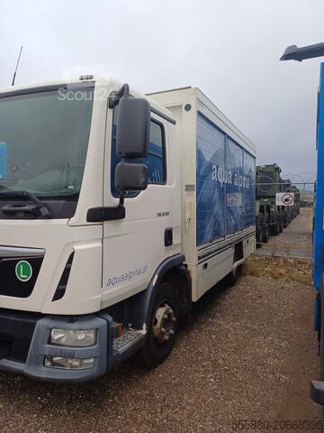 Sunkvežimis su gėrimų antstatu MAN TGL 8.150