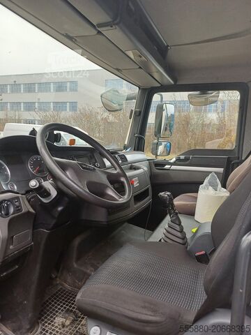 Sunkvežimis su gėrimų antstatu MAN TGL 8.150