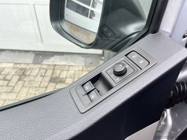 High-roof van Volkswagen Transporter 2.0 TSI L2H1 Trendline Benzine /CNG...