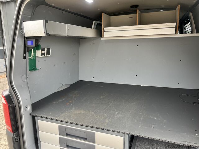 High-roof van Volkswagen Transporter 2.0 TSI L2H1 Trendline Benzine /CNG...