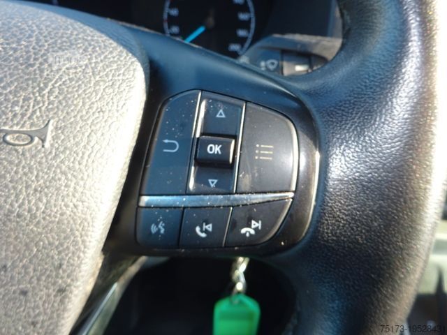 Umpikorja-auto FORD Transit Custom 320 L2H1 Sport Aut. Navi