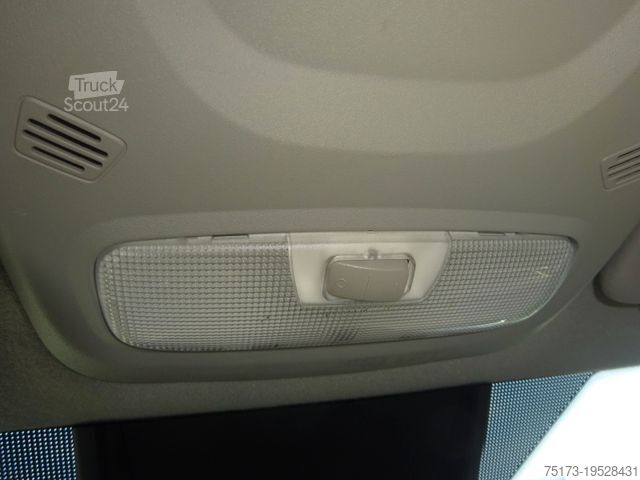 Umpikorja-auto FORD Transit Custom 320 L2H1 Sport Aut. Navi