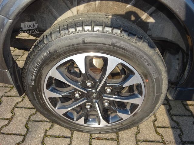 Umpikorja-auto FORD Transit Custom 320 L2H1 Sport Aut. Navi