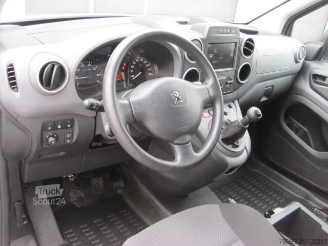 Sonderausbau-Transporter Peugeot Partner HDI Hygieneausbau 3-Sitzer M+S