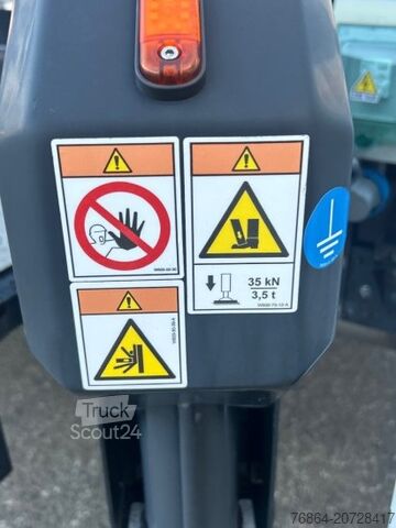 Working platform truck IVECO DAILY 35S14, HUBARBEITSBĂĽHNE PALFINGER P200TXE