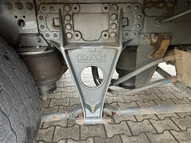 Loading platform DAF CF 85.360 8x2*6 HIAB 42T/m Crane *NL-Truck*