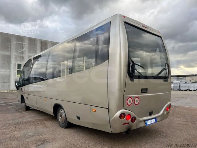 Туристически автомобил IVECO Mago2