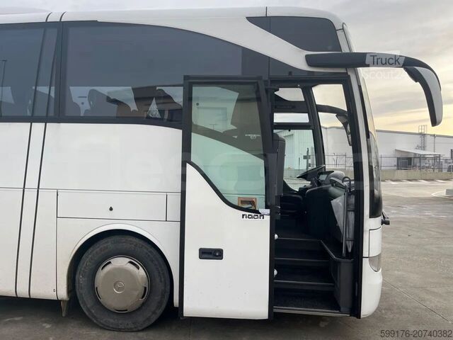 Туристически автомобил Mercedes-Benz Tourismo