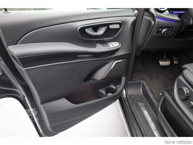 Minibus Mercedes-Benz V 220 d Avantg AMG Pano AHK Leder Multib Distr