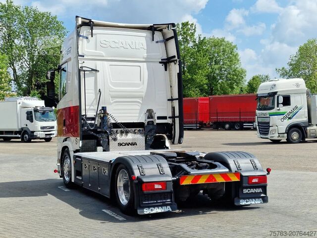 Sējums SZM Scania S520 V8 NGS Highline 4x2 - Low deck - Retarder ...
