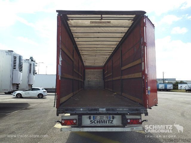 Semi-reboque aberto com lona Schmitz Cargobull Semitrailer Curtainsider Standard